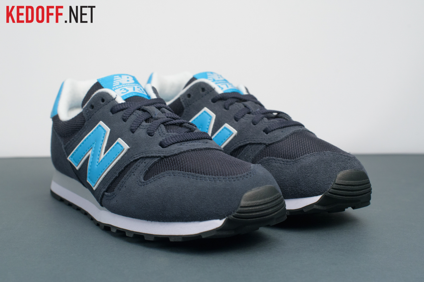 Купить кроссовки New Balance 373