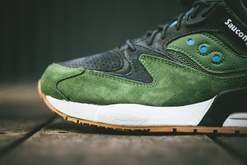 Saucony Grid 9000 Gum & Charcoal spring 2014