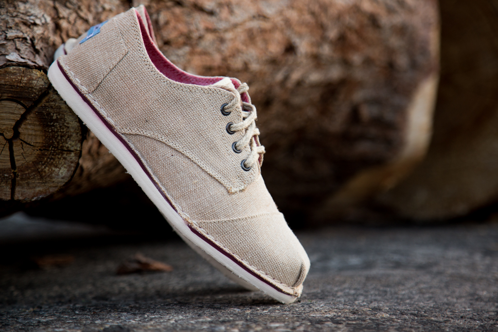 TOMS BURLAP DESERT OXFORDS