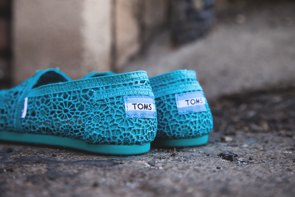 toms